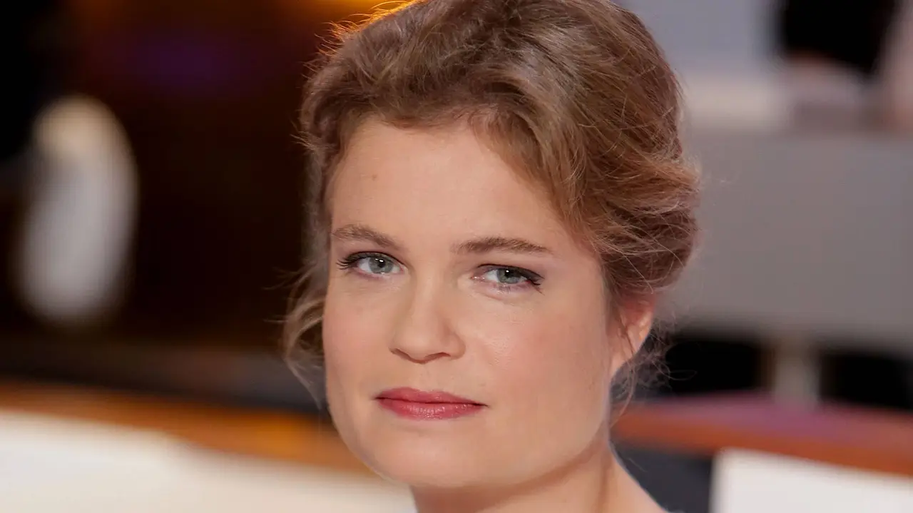 Sarah Biasini ist die Tochter von Romy Schneider Sarah Biasini ist die Tochter von Romy Schneider - Foto: Imago