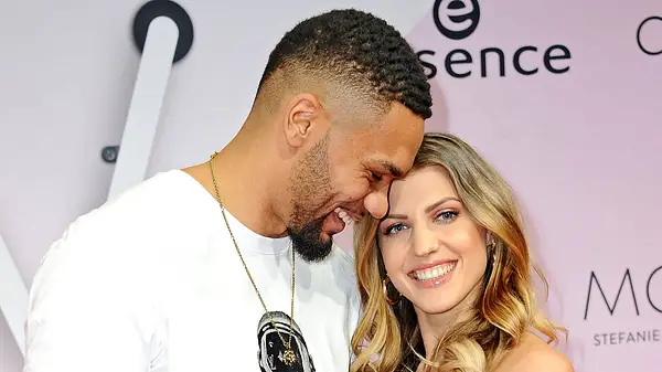 Sarah und Dominic Harrison