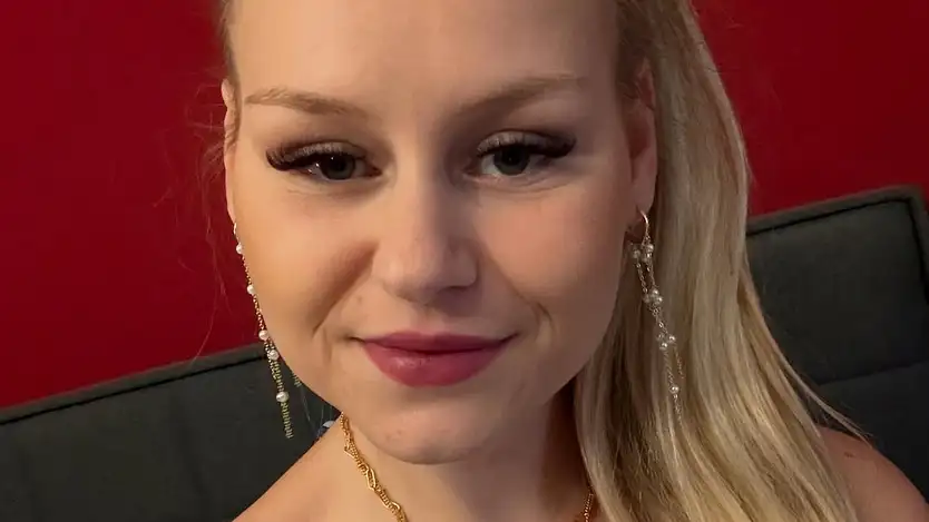 Sarah-Jane Wollny