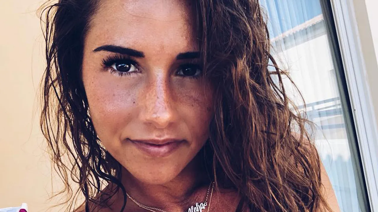 Sarah Lombardi: Traurige Liebes-Beichte! Sarah Lombardi: Traurige Liebes-Beichte! - Foto: Facebook/ Sarah Lombardi