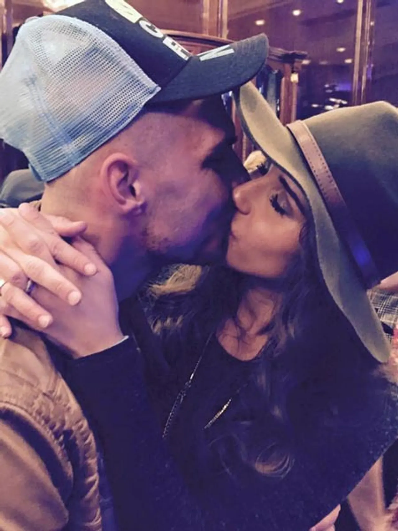 Sarah Engels und Pietro Lombardi haben Grund zur Freude Sarah Engels und Pietro Lombardi haben Grund zur Freude - Foto: Facebook