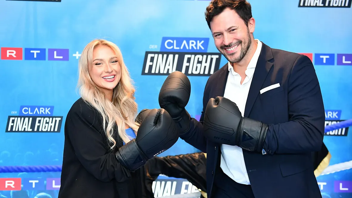 Sebastian Klaus und Jenny mit Boxhandschuhen