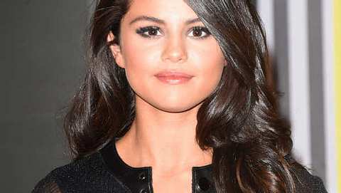 Selena Gomez weiß. Sex sells - Foto: Getty Images