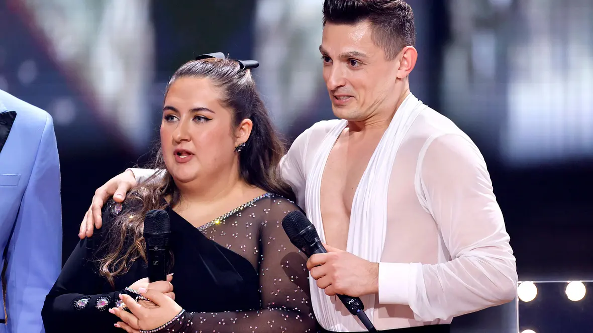 SelfieSandra hofft mit Zsolt auf ein Weiterkommen in Show 7.