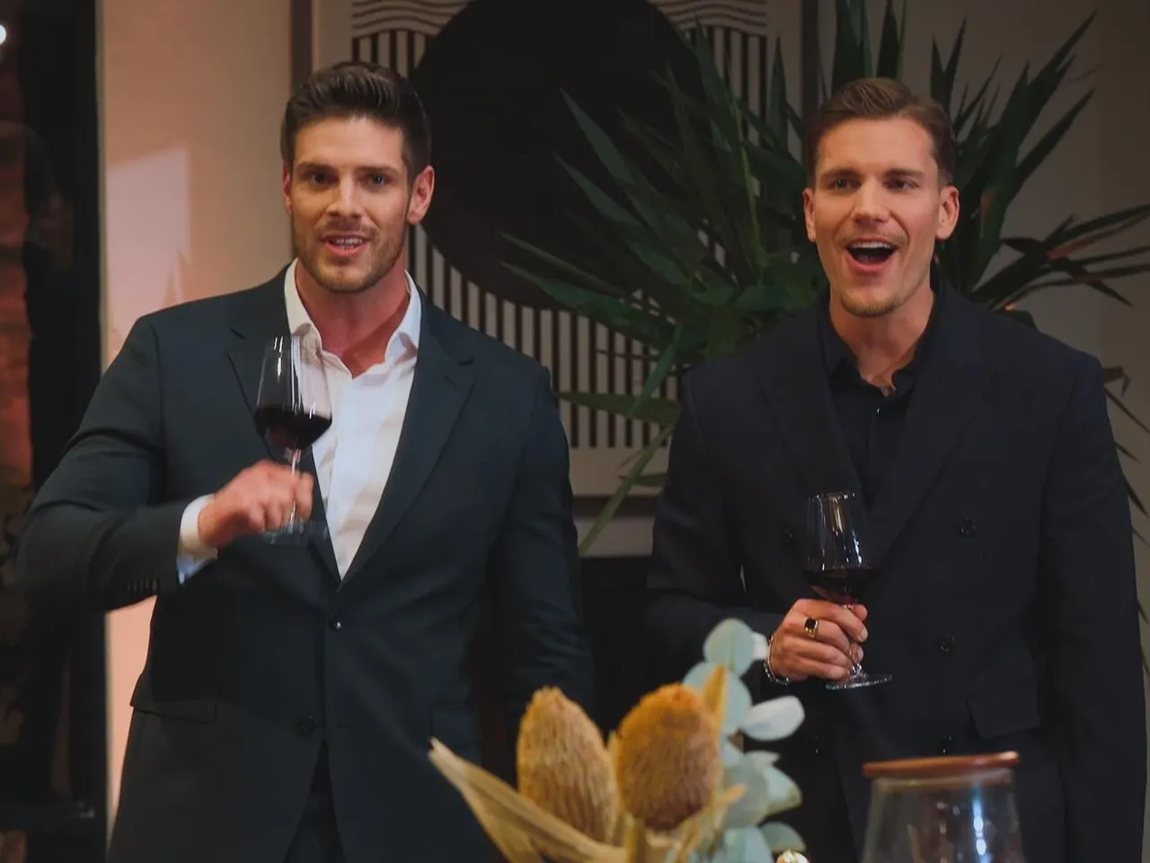Sendetermine "Bachelor"-Folgen Martin und Felix, die neuen Bachelors verteilen schon bald auf RTL Rosen! - Foto: RTL