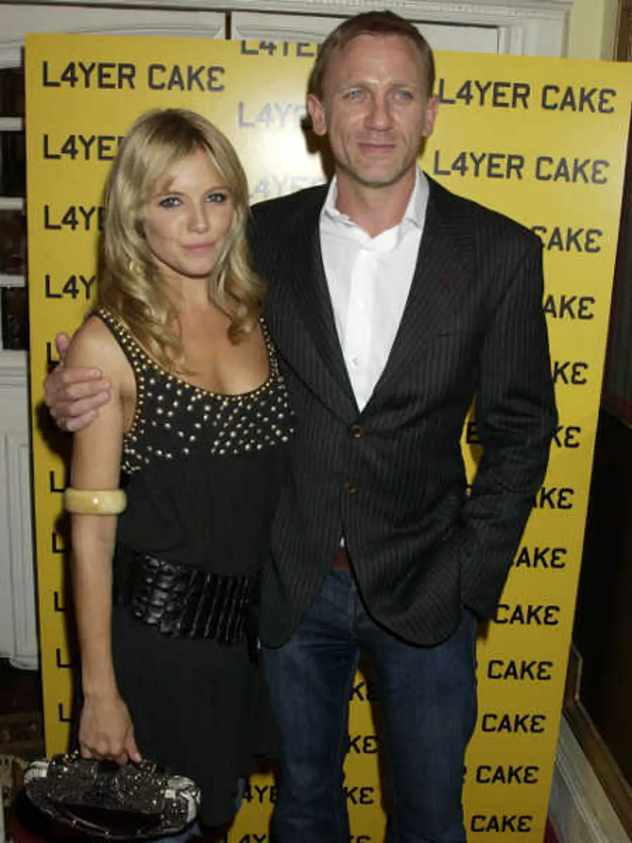 Sienna Miller gesteht Sex mit Daniel Craig! Sienna Miller gesteht Sex mit Daniel Craig! - Foto: Dave M. Benett/Getty Images