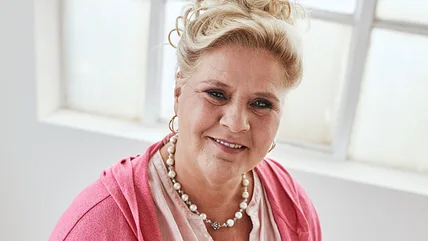 Silvia Wollny lächelt in die Kamera