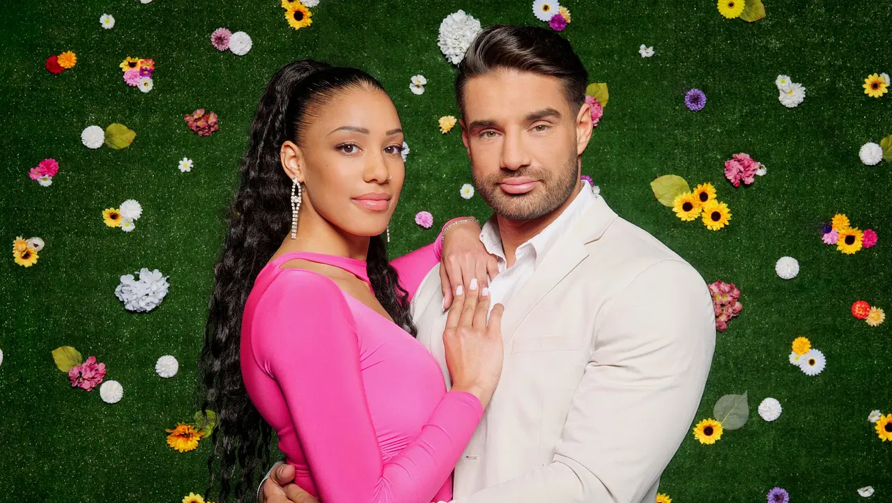 "Sommerhaus"-Aleksandar Petrovic & Vanessa Nwattu Sommerhaus-Aleksandar Petrovic & Vanessa Nwattu - Foto: RTL