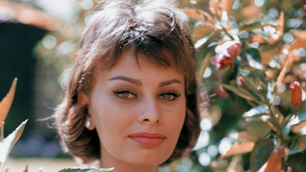 Sophia Loren jung