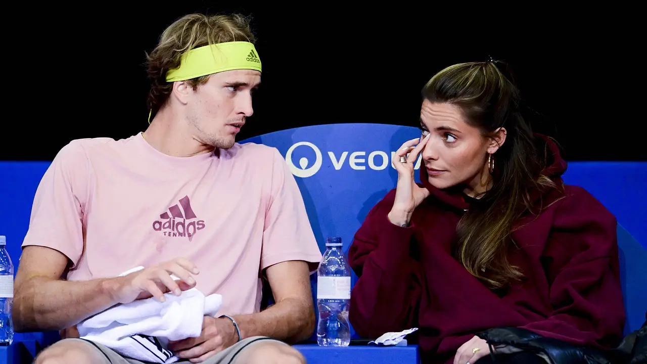 Alexander Zverev und Sophia Thomalla Alexander Zverev und Sophia Thomalla - Foto: Imago