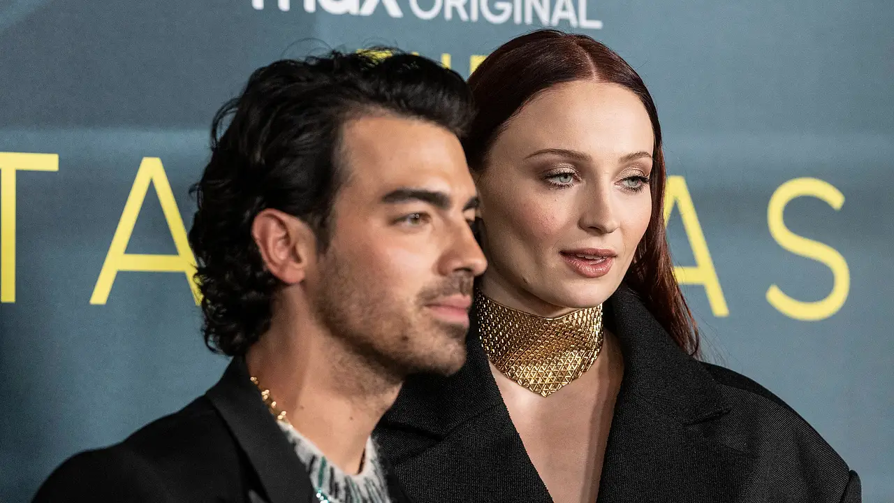 Joe Jonas und Sophie Turner - Foto: Imago / Pacific Press Agency Joe Jonas und Sophie Turner - Foto: Imago / Pacific Press Agency