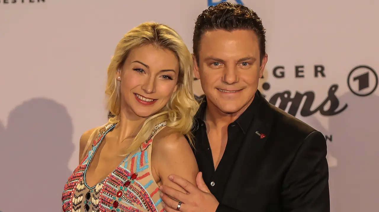 Stefan Mross und Anna-Carina Stefan Mross und Anna-Carina - Foto: Imago