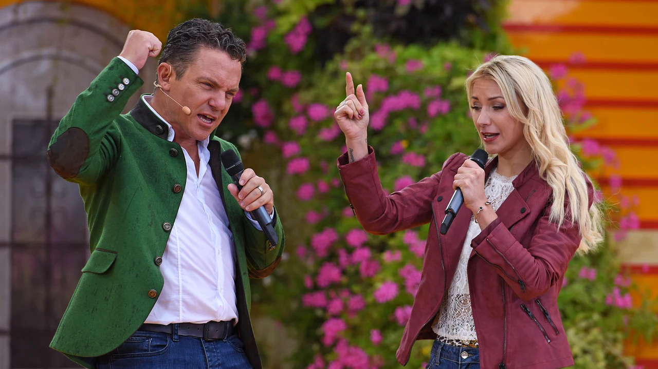 Stefan Mross und Anna-Carina Woitschack Stefan Mross und Anna-Carina Woitschack - Foto: Tristar Media/ Getty Images