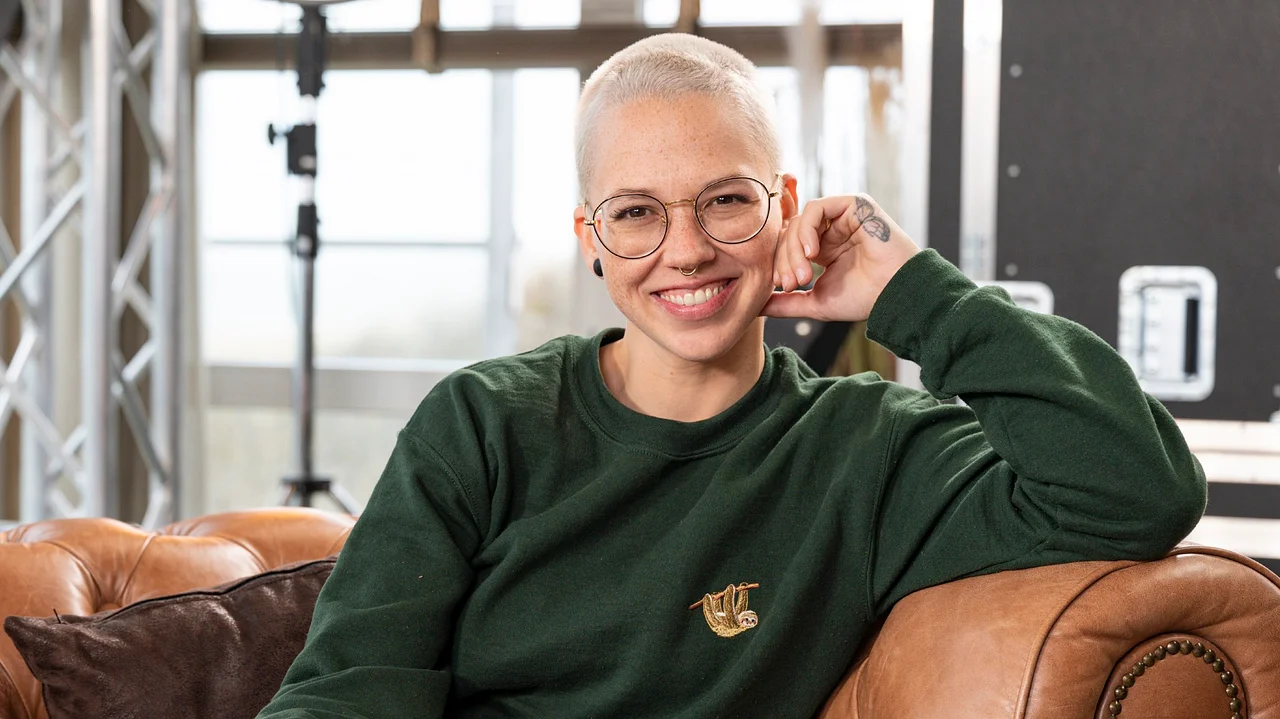 Stefanie Heinzmann mit Glatze Stefanie Heinzmann mit Glatze - Foto: TVNOW / Markus Hertrich