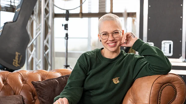 Stefanie Heinzmann mit Glatze