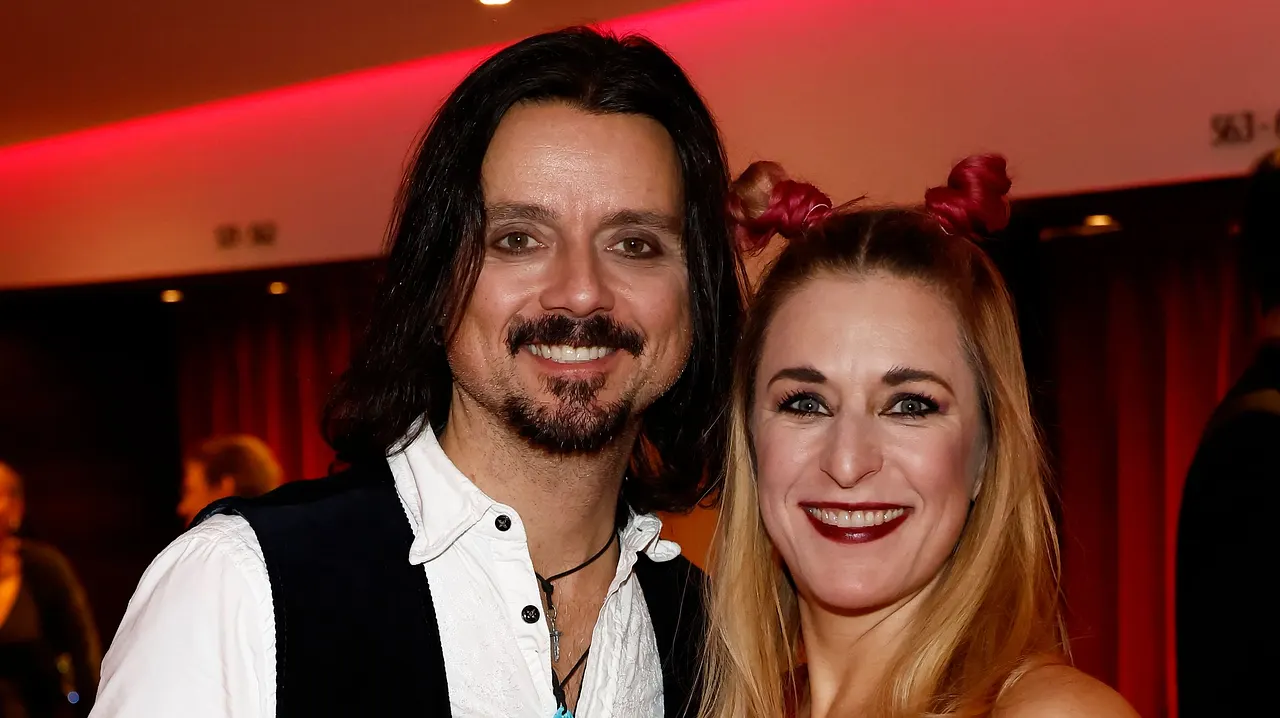 Stefanie Hertel und Mann Lanny Stefanie Hertel und Mann Lanny - Foto: Stage Entertainment, Morris Mac Matzen - Photography