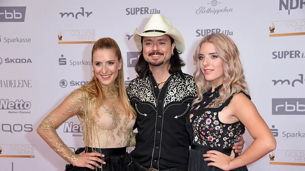 Stefanie Hertel und Johanna Mross