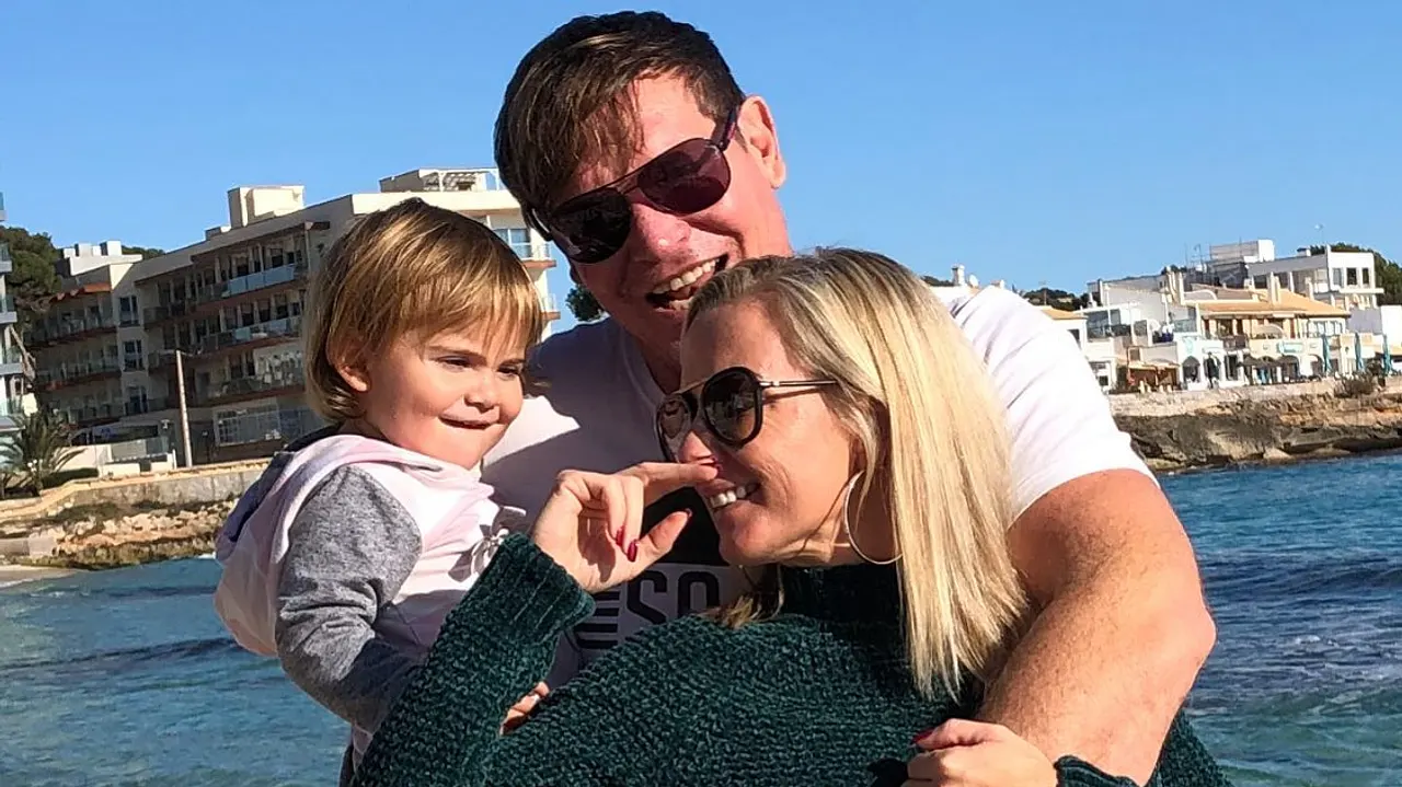 Steff Jerkel, Peggy Jerofke und Tochter Josephine 2020 Steff Jerkel, Peggy Jerofke und Tochter Josephine 2020 - Foto: Facebook/@Peggy Jerofke
