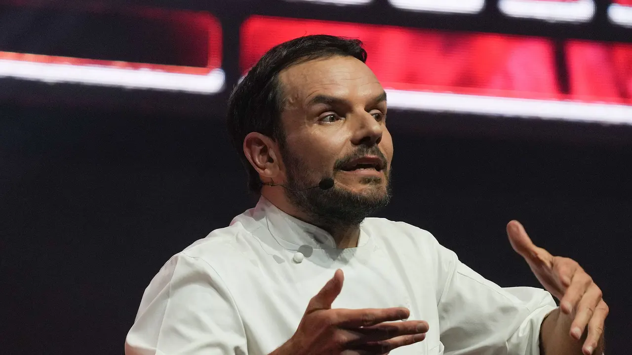 Steffen Henssler: Nach Gag-Fiasko bei "Grill den Henssler" - Nun äußert sich der Sender! Steffen Henssler: Nach Gag-Fiasko bei Grill den Henssler - Nun äußert sich der Sender! - Foto: IMAGO / BOBO