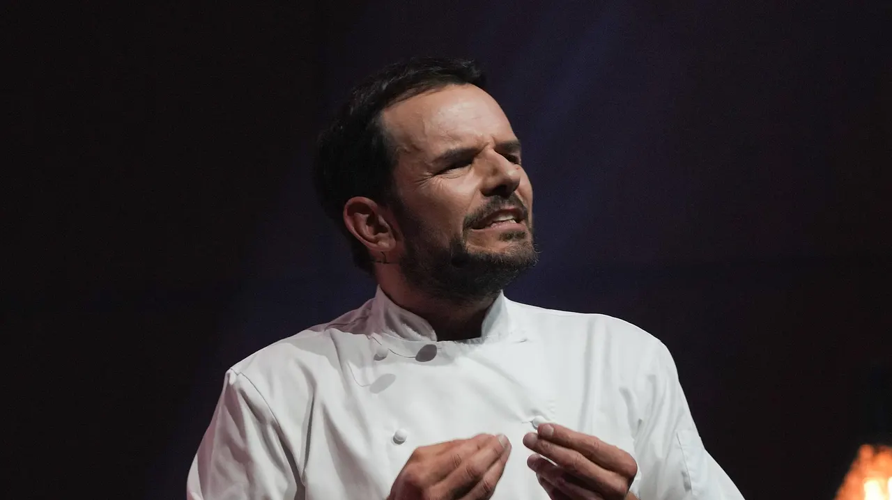 Steffen Henssler: "Schuss daneben" - Er reagiert auf die Pleite-Vorwürfe Steffen Henssler: Schuss daneben - Er reagiert auf die Pleite-Vorwürfe - Foto: IMAGO / BOBO