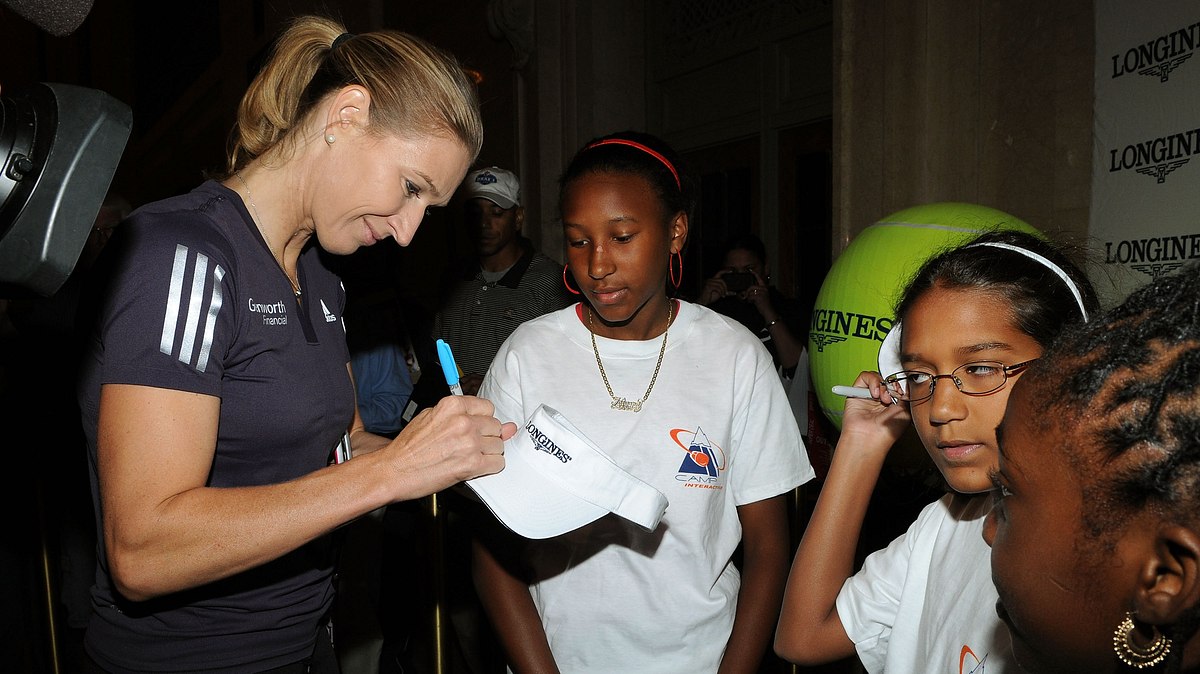 Steffi Graf mit Fans