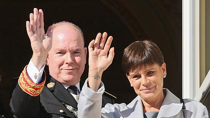 Fürst Albert II. und Stephanie von Monaco - Foto: VALERY HACHE/AFP via Getty Images