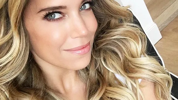 Sylvie Meis posiert im Urlaub