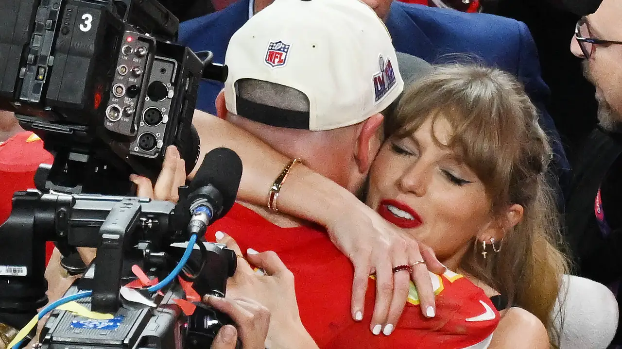 Taylor Swift und Travis Kelce Taylor Swift und Travis Kelce - Foto: IMAGO / UPI Photo