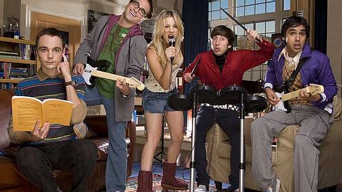 &quot;The Big Bang Theory&quot;: Alles zur Kult-Serie,&quot;The Big Bang Theory&quot; ist zurück! Seit Dienstag, 28. August laufen die neuen Folgen der fünften Staffel wöchentlich um 21.45 auf ProSieben. Diesmal suchen die Nerd-Jungs nach w - Foto: © Warner Bros. Television