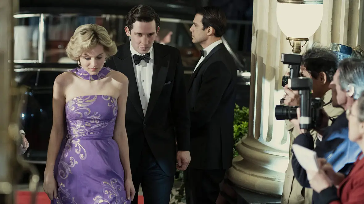 Lady Diana und Prinz Charles in "The Crown" Lady Diana und Prinz Charles in "The Crown"