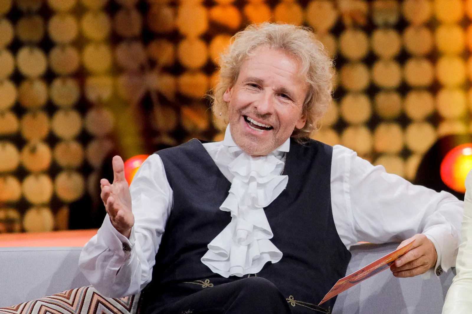 Verwunderlich Rot Schuh Gottschalk Bilder