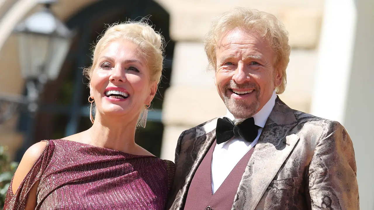 Thomas & Thea Gottschalk Thomas Gottschalk & Karina Mroß - Foto: IMAGO/ Sammy Minkoff