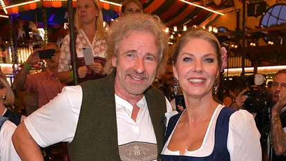 Thomas Gottschalk und Freundin Karina Mroß besuchen das Oktoberfest