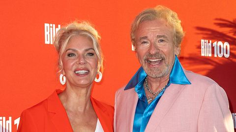 Thomas Gottschalk und Karina Mroß - Foto: IMAGO / Eventpress / Kochan