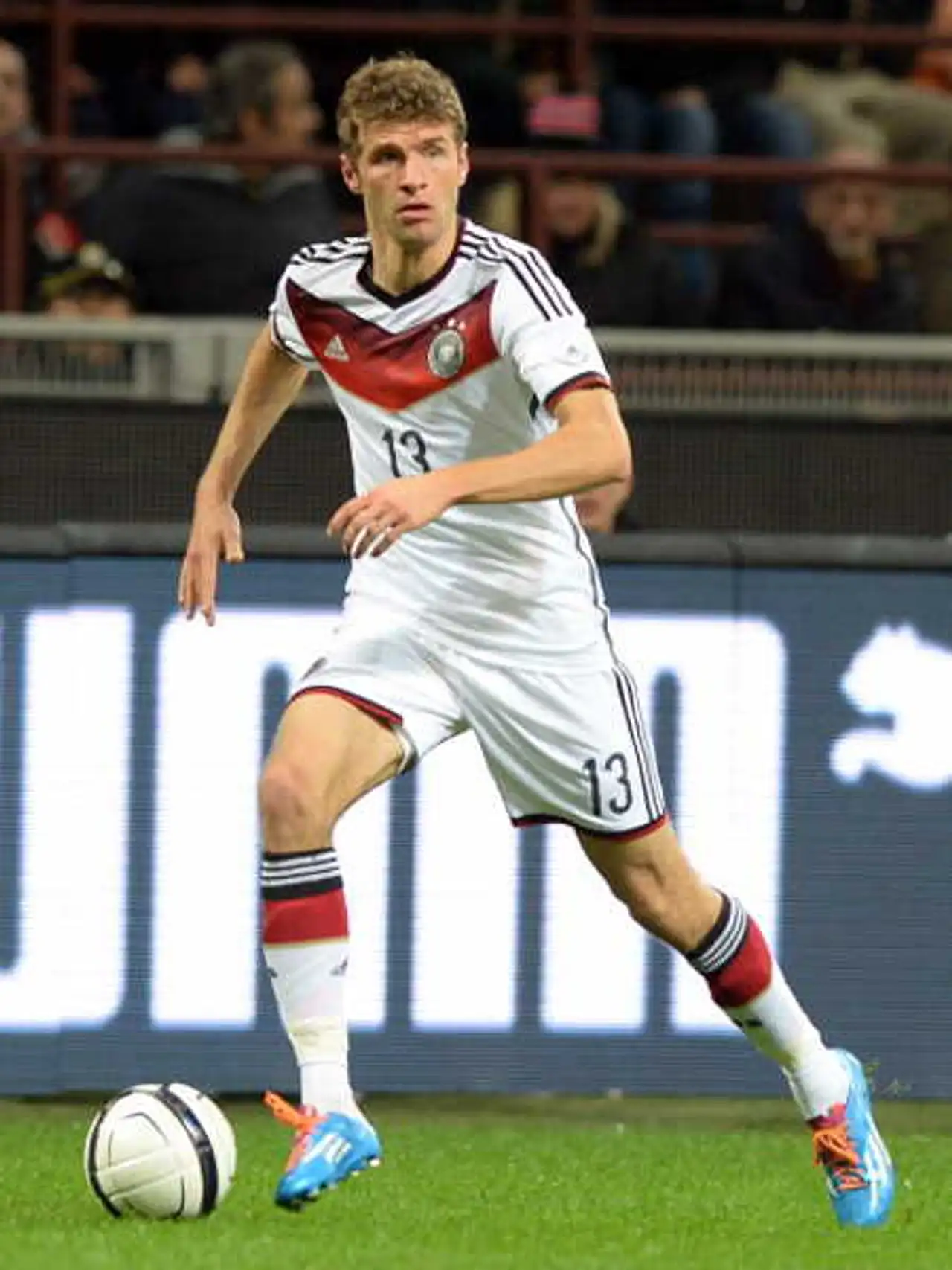 So viel verdient Thomas Müller mit Werbung So viel verdient Thomas Müller mit Werbung - Foto: gettyimages