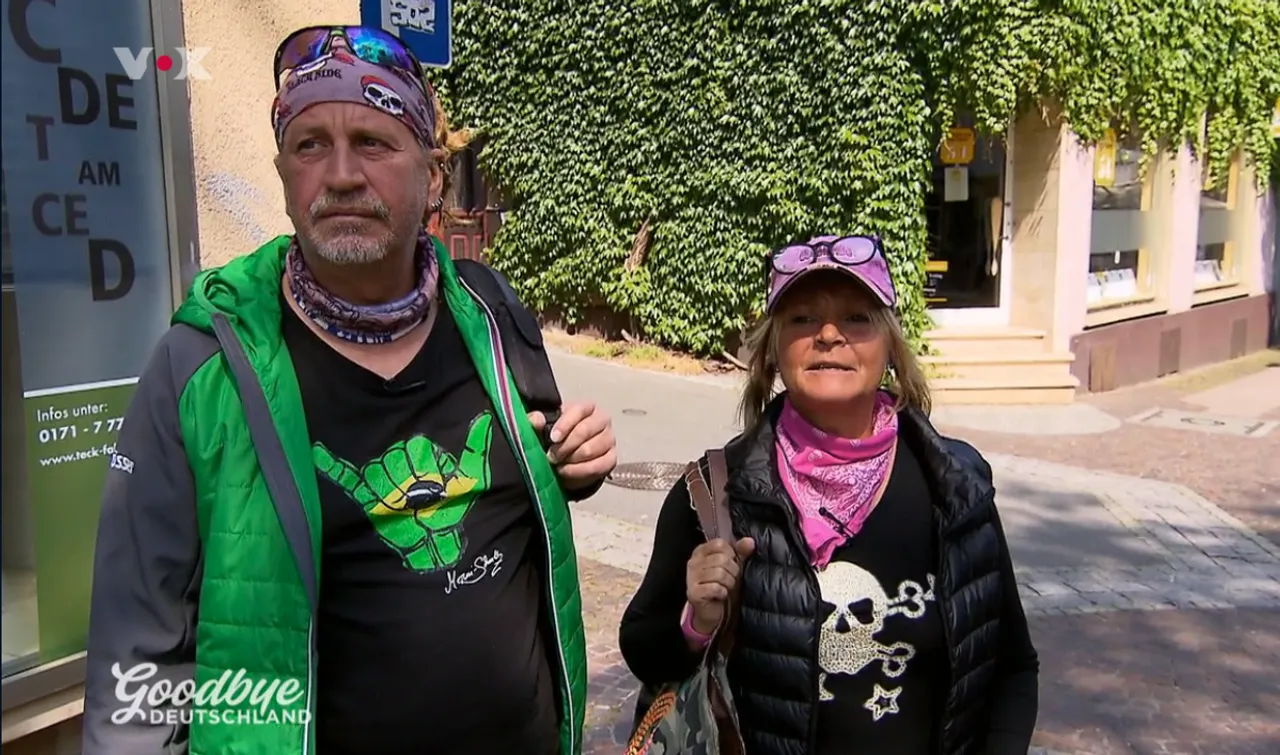 Thommy und Kathrin Mermi-Schmelz bei "Goodbye Deutschland" heute Thommy und Kathrin Mermi-Schmelz bei Goodbye Deutschland heute - Foto: TVNow/Screenshot
