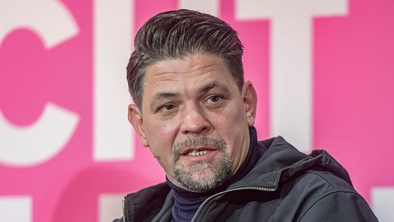 Tim Mälzer: Miese Bloßstellung! So fies wird gegen ihn geschossen Tim Mälzer: Miese Bloßstellung! So fies wird gegen ihn geschossen - Foto: IMAGO / Funke Foto Services
