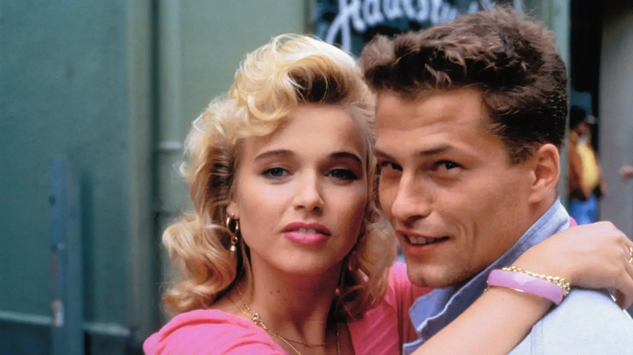 Tina Ruland & Til Schweiger 1991 in "Manta, Manta" Tina Ruland & Til Schweiger 1991 in Manta, Manta - Foto: IMAGO / Allstar