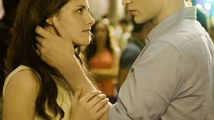 Von "Twilight" bis "Breaking Dawn": Die Liebesgeschichte von Bella und Edward - Bild 1