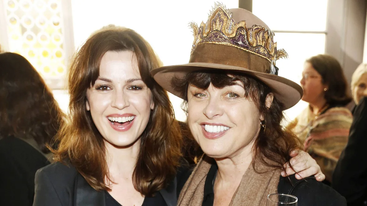 Uschi Obermaier heute mit Natalia Avelon Uschi Obermaier heute mit Natalia Avelon
