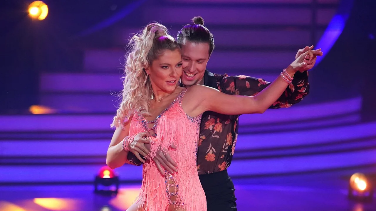 Valentina Pahde und Valentin Lusin Valentina Pahde und Valentin Lusin - Foto: TVNOW/ Stefan Gregorowius