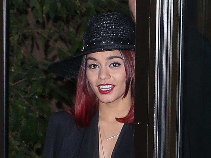 Vanessa Hudgens Ein Stalker Stand Vor Ihrem Haus Intouch