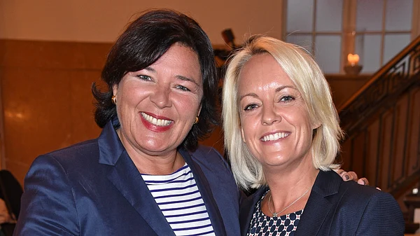 Vera Int-Veen und Ehefrau Obi