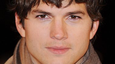 Ashton Kutcher nervös wegen Oben-ohne-Filmszene