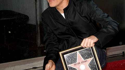 Bryan Adams bekommt Stern auf Hollywood Walk of Fame