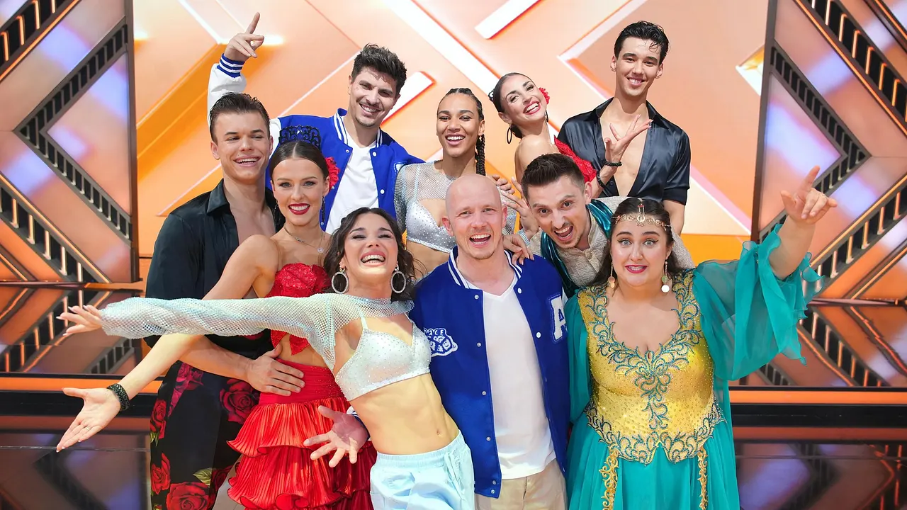 wer gewinnt lets dance 2025 Die verbliebenen Kandidaten von Lets Dance vor Show 10. Wer gewinnt Lets Dance 2025? - Foto: RTL / Stefan Gregorowius