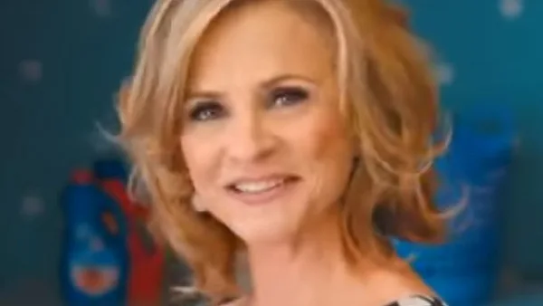 Amy Sedaris: Das steckt wirklich hinter der Wäsche-Expertin aus der Werbung!