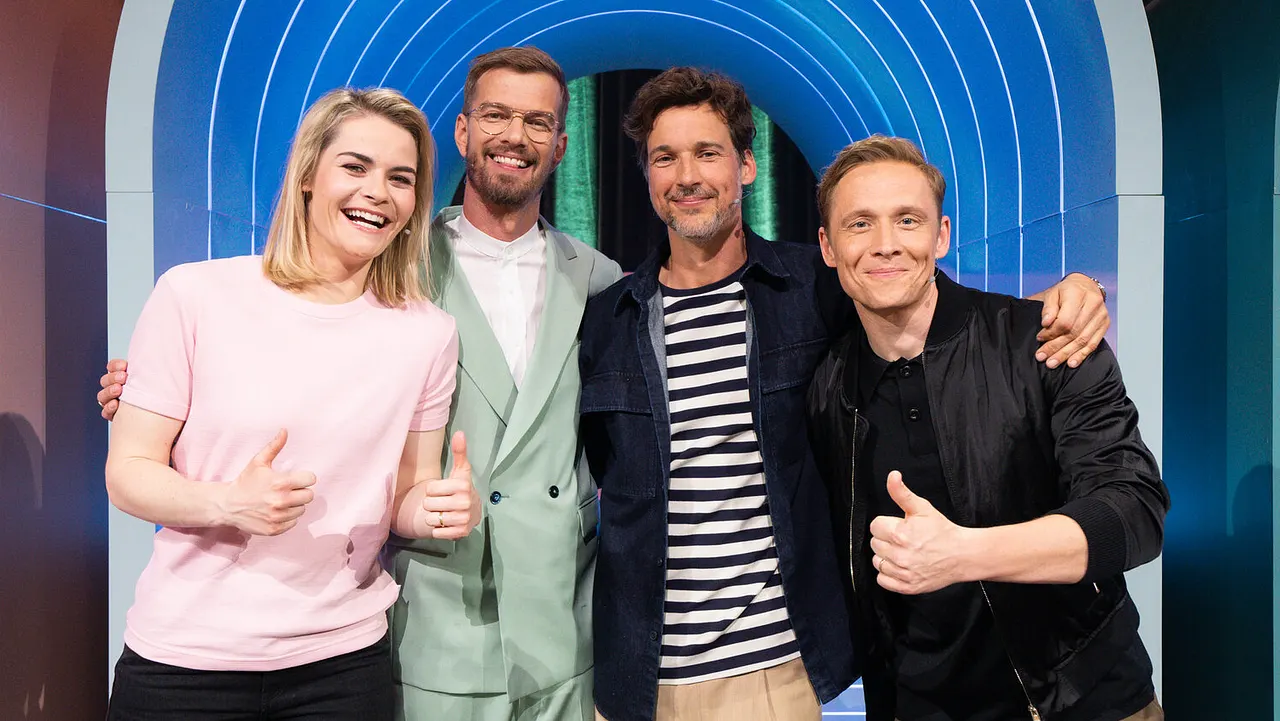 Hazel Brugger, Joko Winterscheidt, Florian David Fitz und Matthias Schweighöfe Hazel Brugger, Joko Winterscheidt, Florian David Fitz und Matthias Schweighöfe - Foto: ProSieben/ Florida TV/ Julian Mathieu