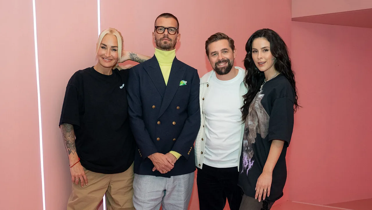 Sarah Connor, Joko Winterscheidt, Klaas Heufer-Umlauf und Lena Meyer-Landrut Sarah Connor, Joko Winterscheidt, Klaas Heufer-Umlauf und Lena Meyer-Landrut - Foto: ProSieben/ Florida TV/ Julian Mathieu