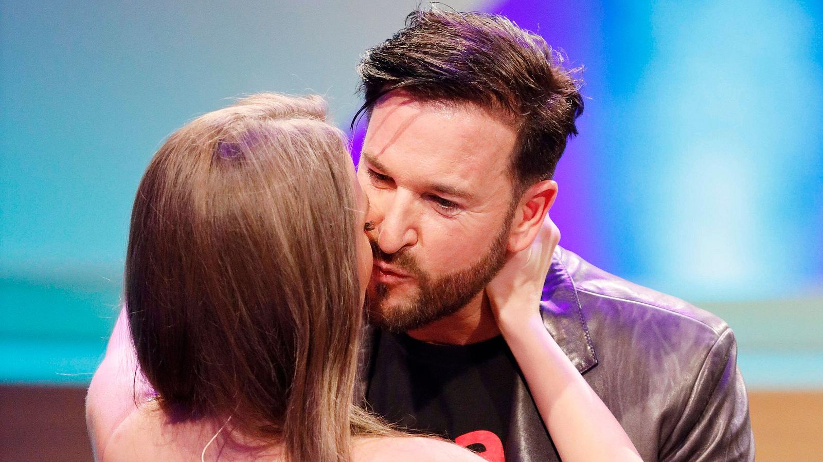 Michael Wendler & Laura Müller: Pikante Popo-Beichte! | InTouch